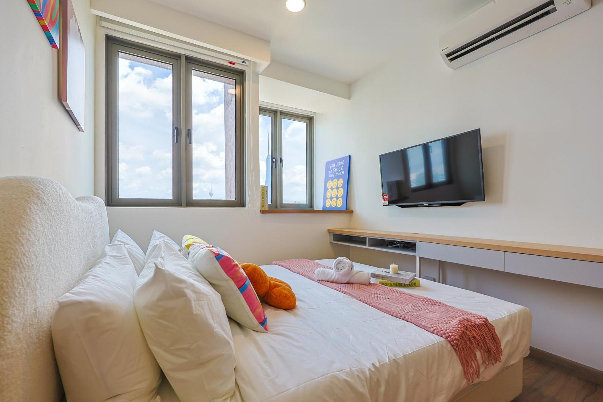 Riveria By Nexx Field Apartment