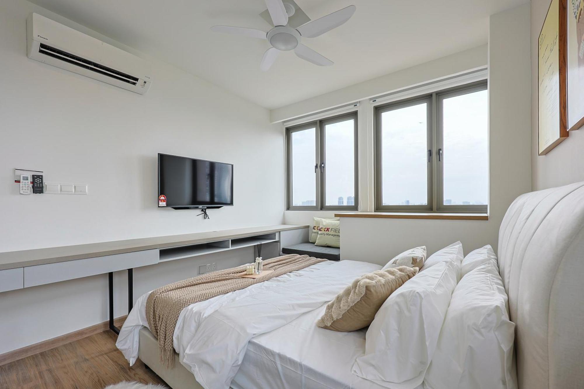 Riveria By Nexx Field Apartment