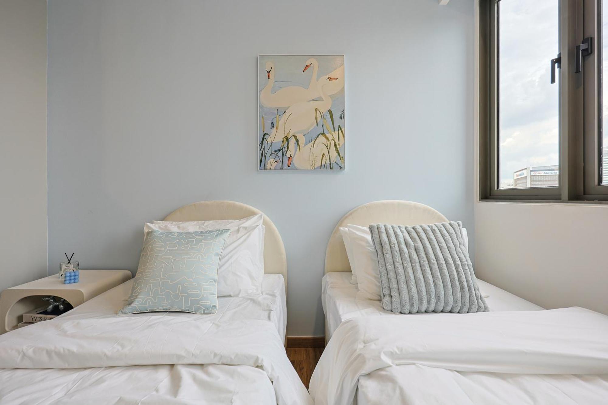 Riveria By Nexx Field Apartment *