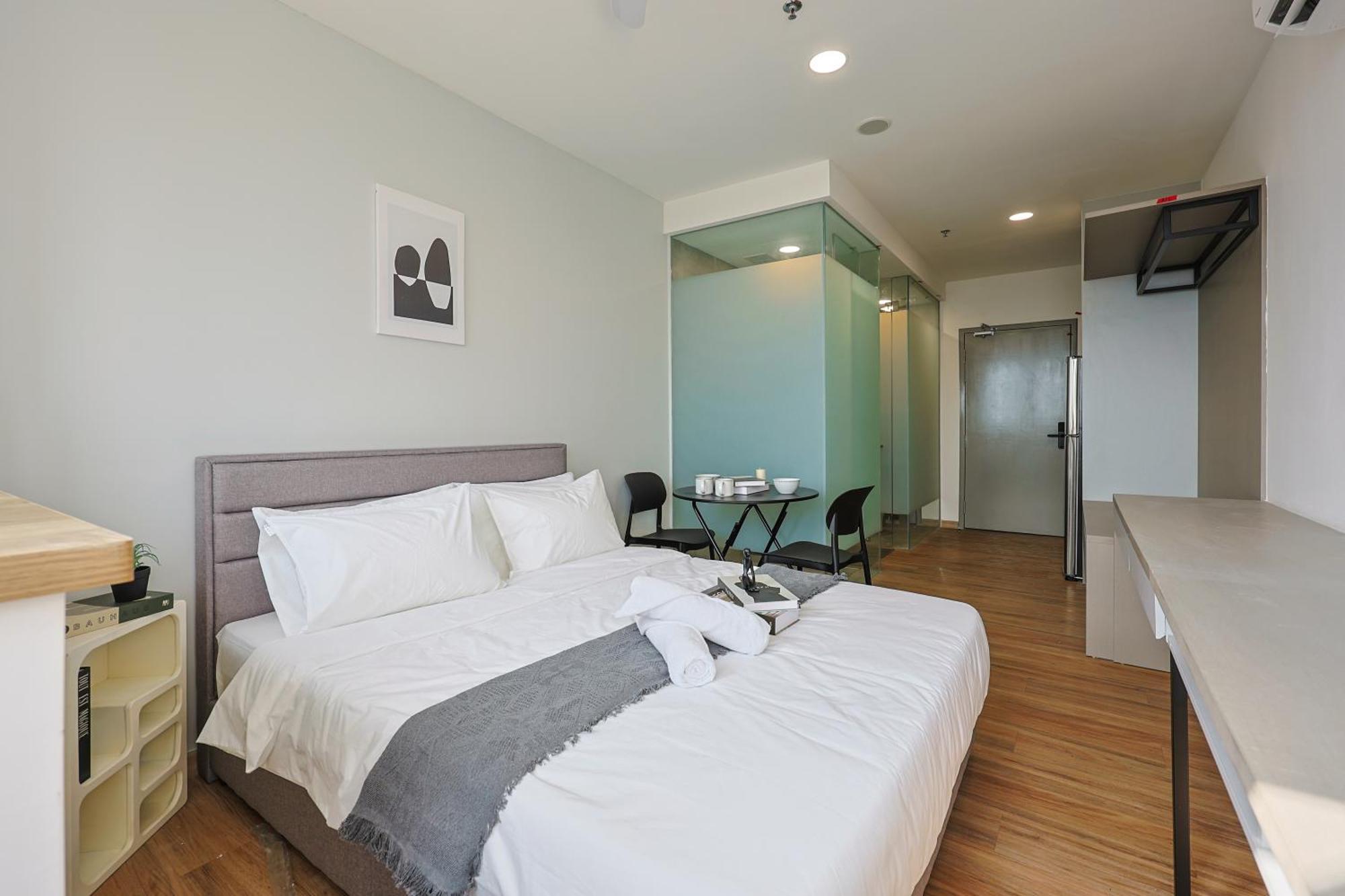 Riveria By Nexx Field Apartment
